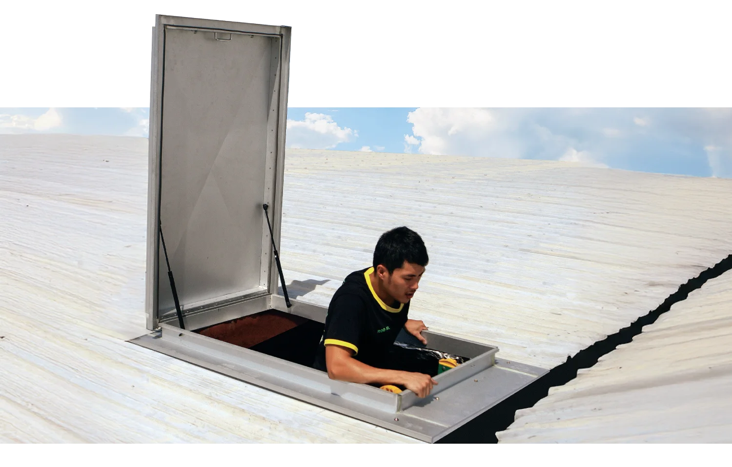 Man on the roof with Hatchway